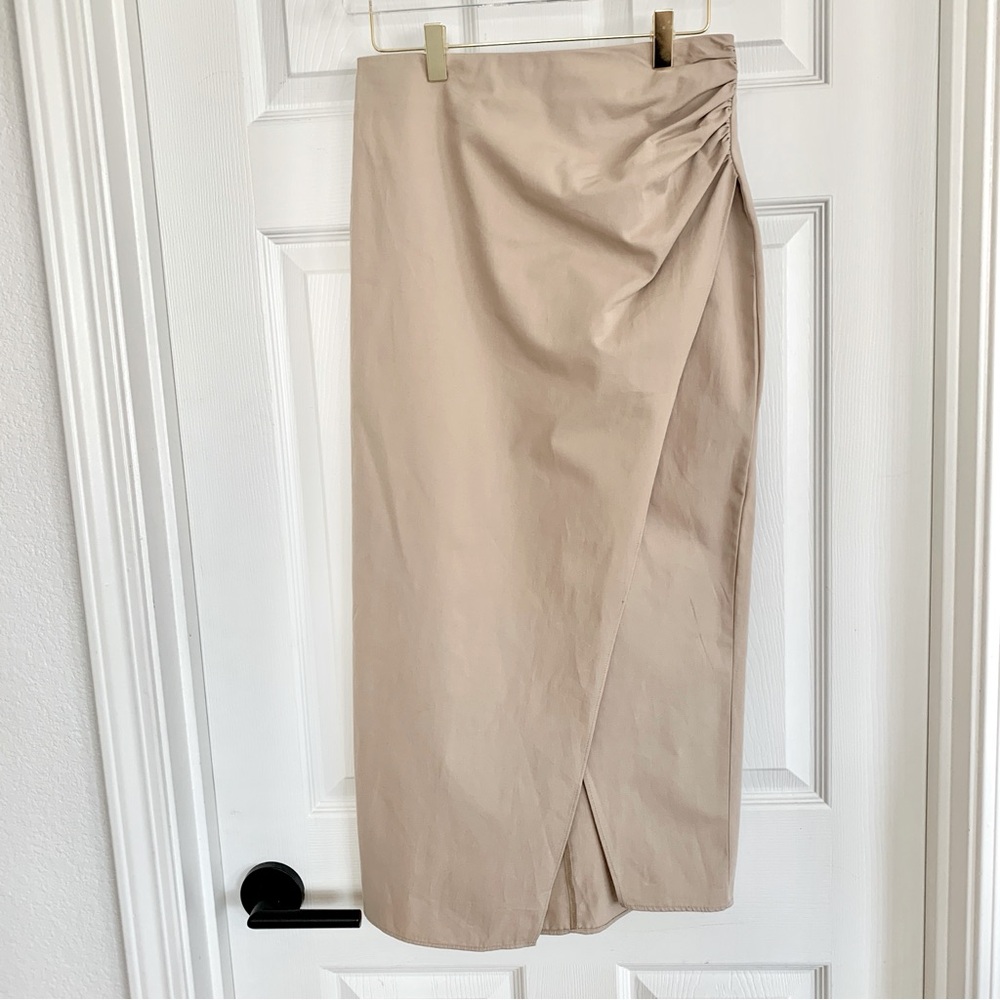 🌞 ZARA Khaki Cotton Midi Skirt with Side Ruching XS - Picture 4 of 10